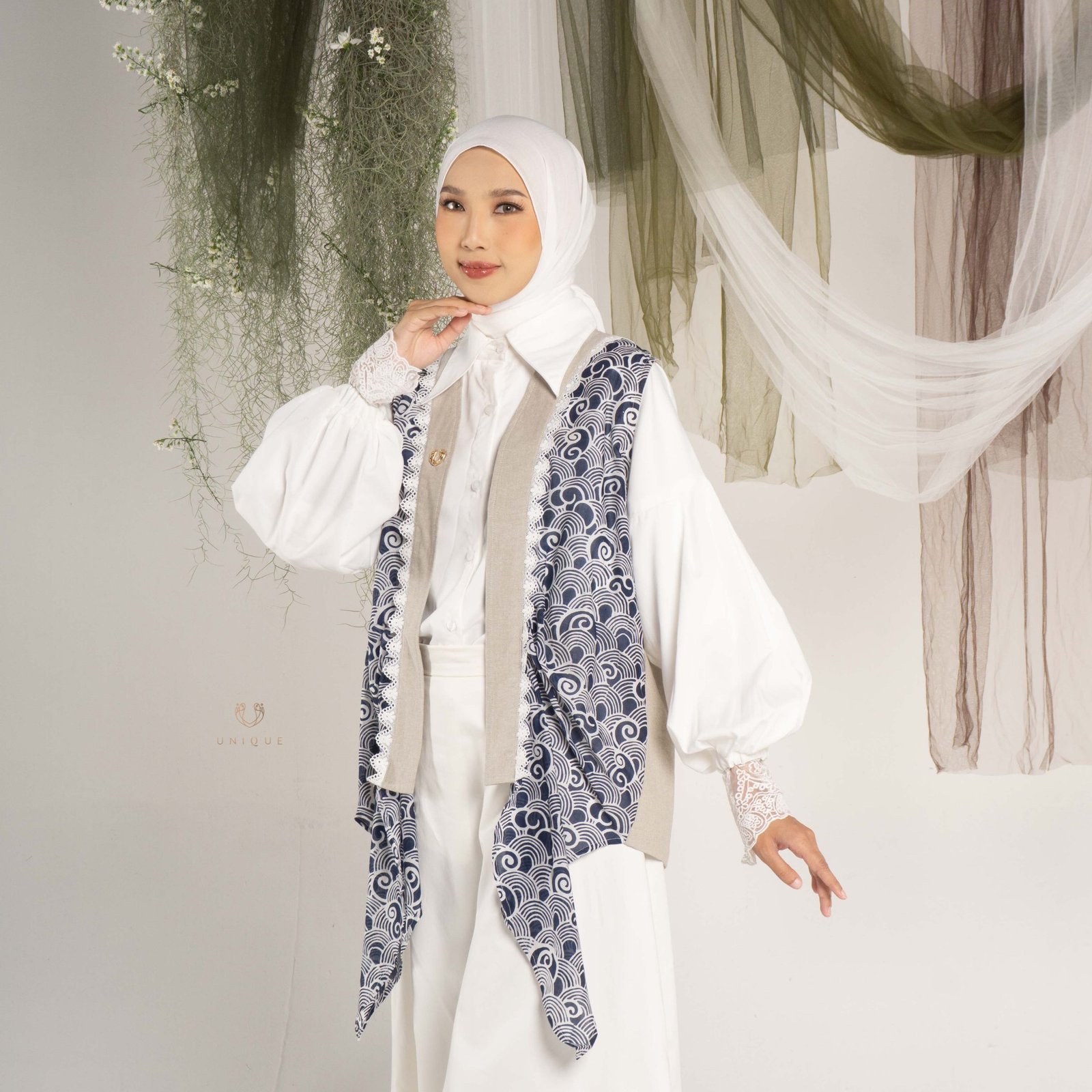 Alika Outer
