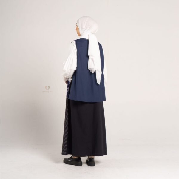 Lukita Outer Navy