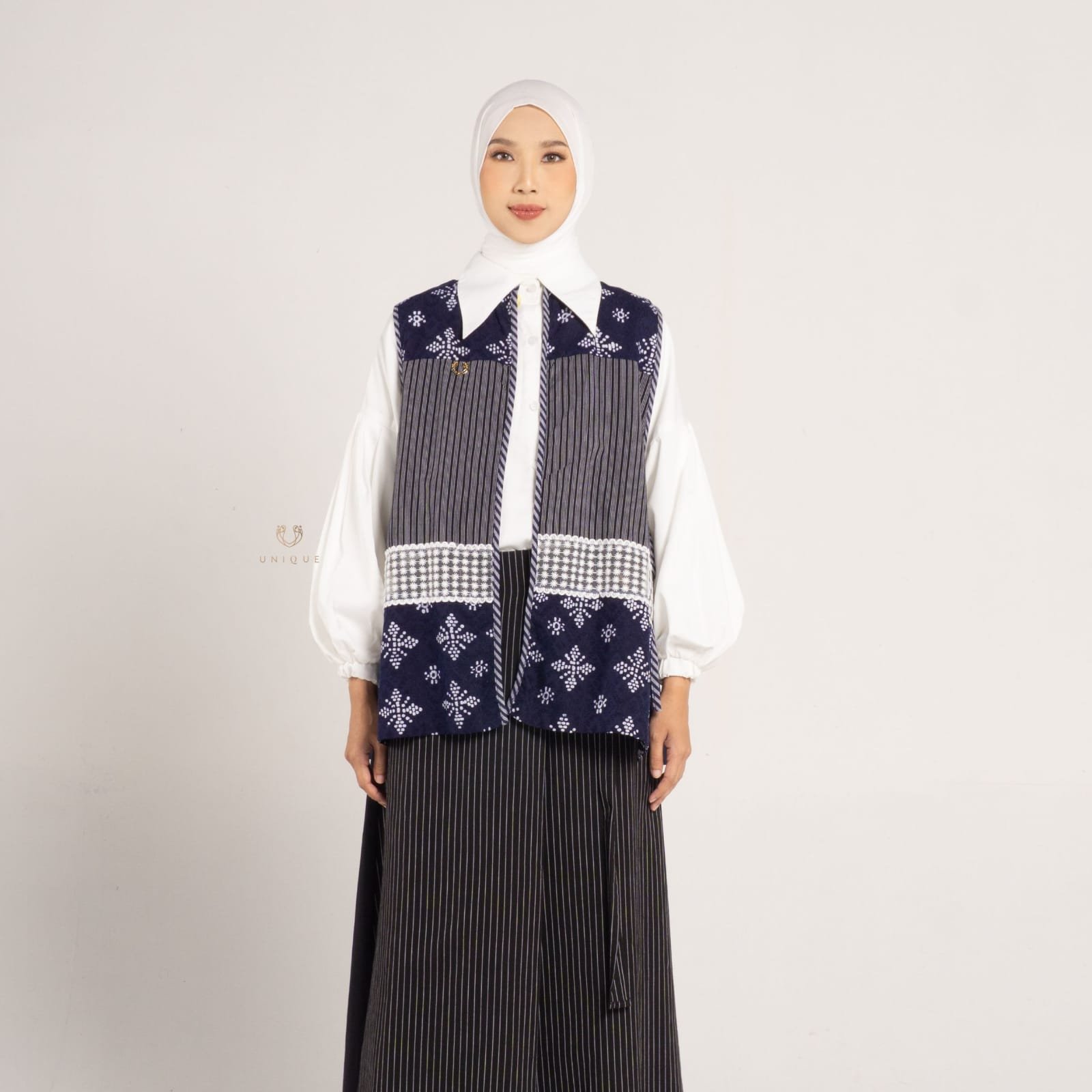 Lukita Outer Navy