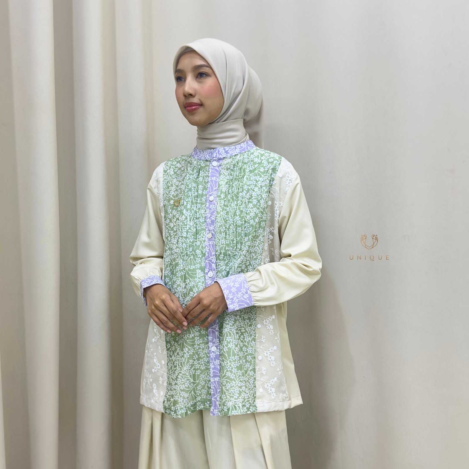 Arum Tops