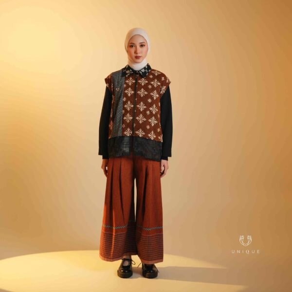 Bintari Vest