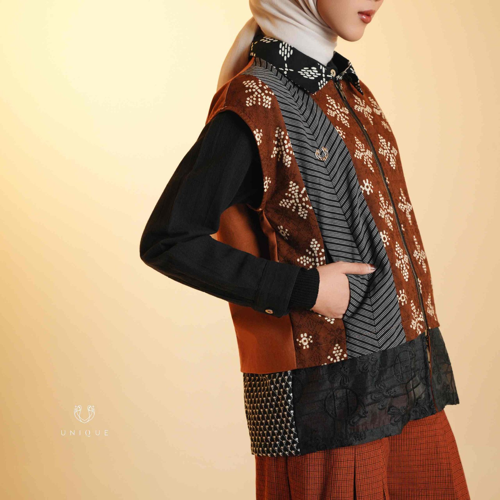 Bintari Vest