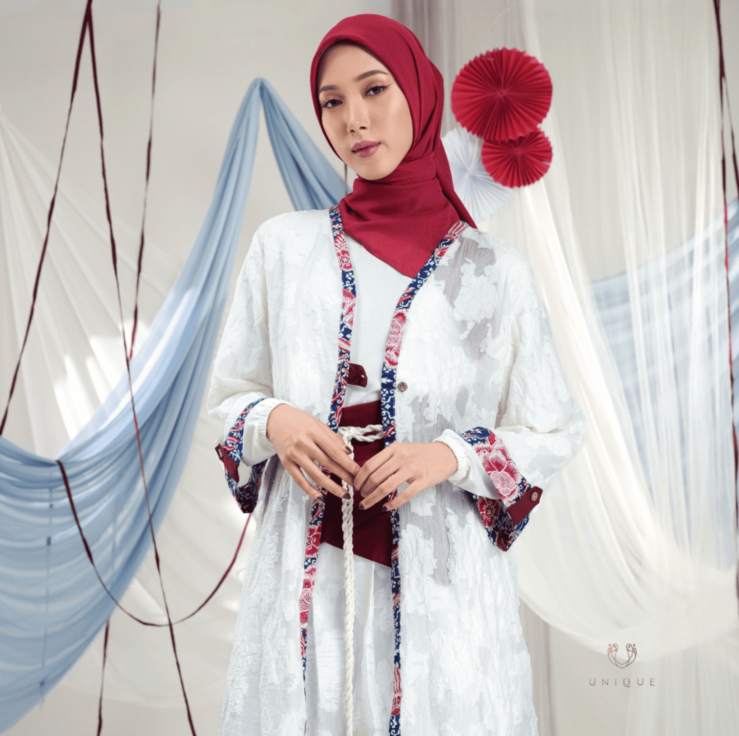 Ajeng Outer