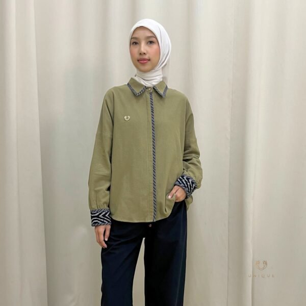 Metta Tops Olive