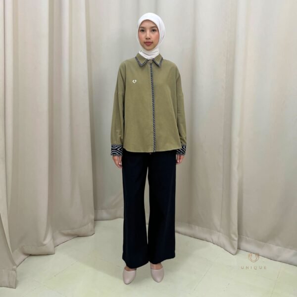 Metta Tops Olive