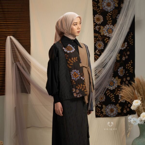Swasti Outer Coklat