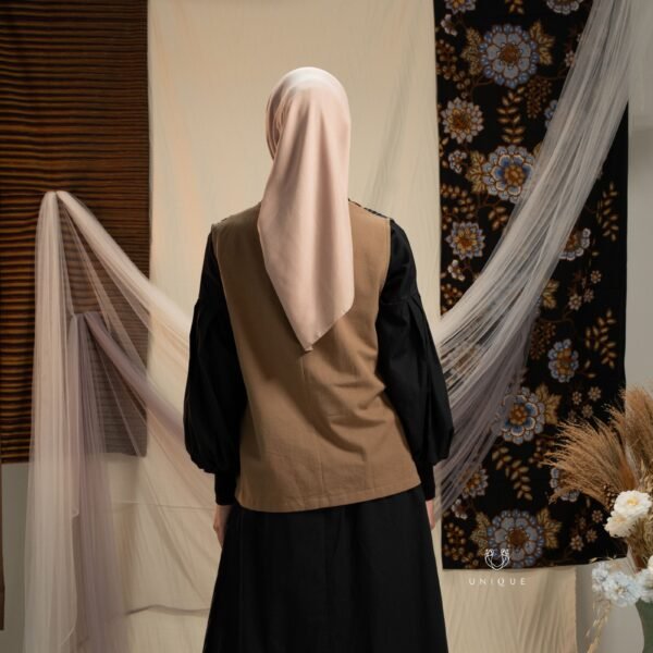 Swasti Outer Coklat